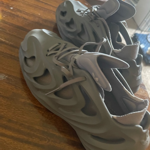 Like new maybe worn once - Picture 4 of 5